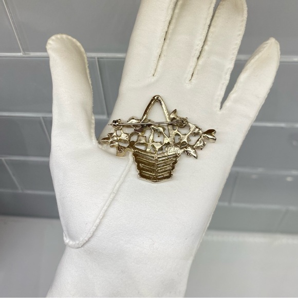 Vintage 1950s Signed Ledo Basket Brooch Pin by Polcini Citrine and Rhinestones - Picture 5 of 10